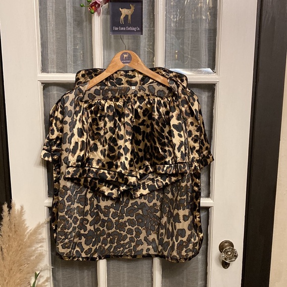 Cheetah Satin Pajama Short Set. Sz: Medium - Picture 10 of 14